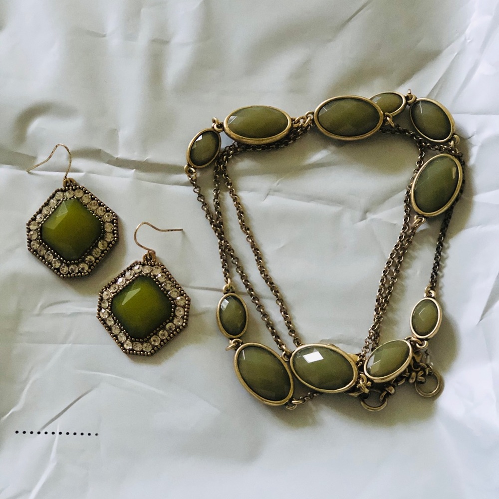 Lucky Brand Long Necklace & Earrings - Picture 2 of 11